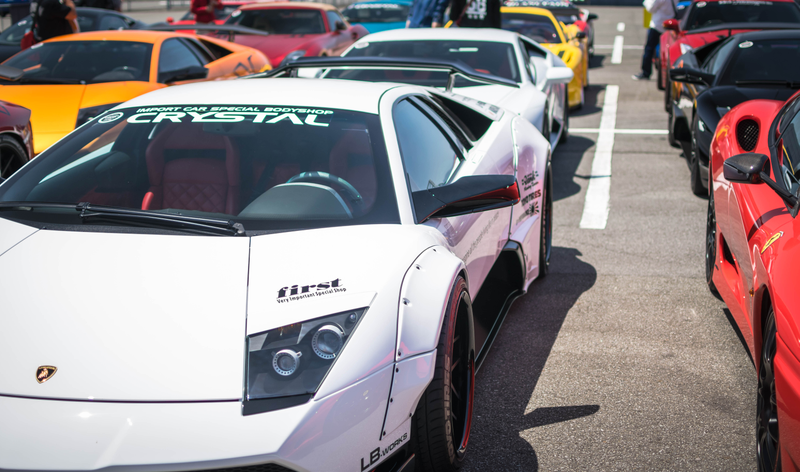 Illustration for article titled This Parking Lot Party Reveals Just How Wild Japan's Tuner Scene Can Get